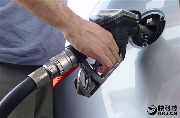 Cy㣺Շ(ni)̓rԲ{(dio)