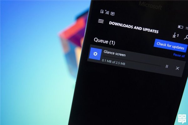 Win10 Mobile�����[��Ļ�����£���(y��u)��Lumia650늳�ʹ��