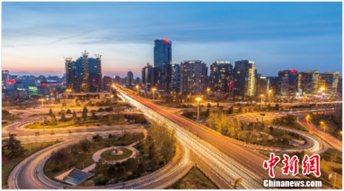 Ҳ��һ�N�f������Ԫ�������(xi��ng)ĿҪ�����ˡ���Ԫ��һֱ�ԇ��H�̄�(w��)�������ֵ���(n��i)�鲼���ľ��ǌ��֘ǡ���(d��ng)Ȼ߀���ஔ(d��ng)��һ���ֵ����fС�^(q��)�������@Ȼ�ѽ�(j��ng)�c��Ԫ��İl(f��)չ����Ó�˹�(ji��)��