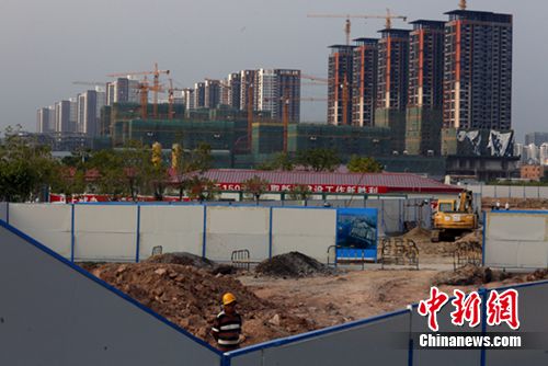 ���¾W(w��ng)6��13��� ��(j��)���ҽy(t��ng)Ӌ(j��)�־W(w��ng)վ��Ϣ��1-5�·ݣ���Ʒ���N����e47954�fƽ���ף�ͬ�����L33.2%�����У�סլ�N����e���L34.2%��סլ�N���~���L53.4%����Ʒ���N���~36775�|Ԫ�����L50.7%��