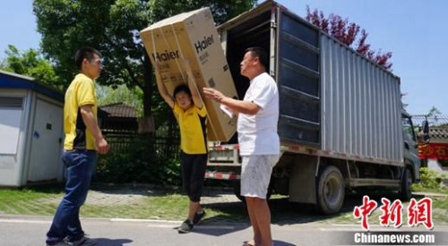 �K�����f�T������؛����^����