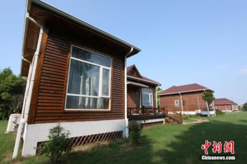 ������ �z