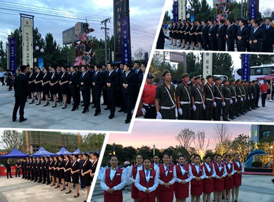 中新網(wǎng)7月12日電 2016年上半年,房地產(chǎn)市場受各項利好政策的驅(qū)動展現(xiàn)出不俗的業(yè)績。近日,恒大集團發(fā)布報告顯示,上半年累計實現(xiàn)合約銷售額1418億元,同比增幅達到62.8%,穩(wěn)居行業(yè)前列,完成2016年全年2000億銷售目標(biāo)的71%;銷售面積1660.5萬平米,同比增長45.9%,全國排名第一。