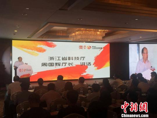 �����б������g�˳���һ�������ں���У�����˳������ ���Sʢ �z